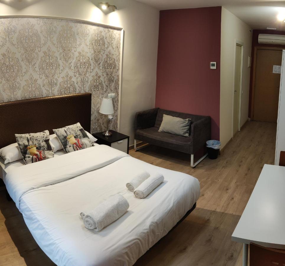 Guest House Barcelona Bruc מראה חיצוני תמונה